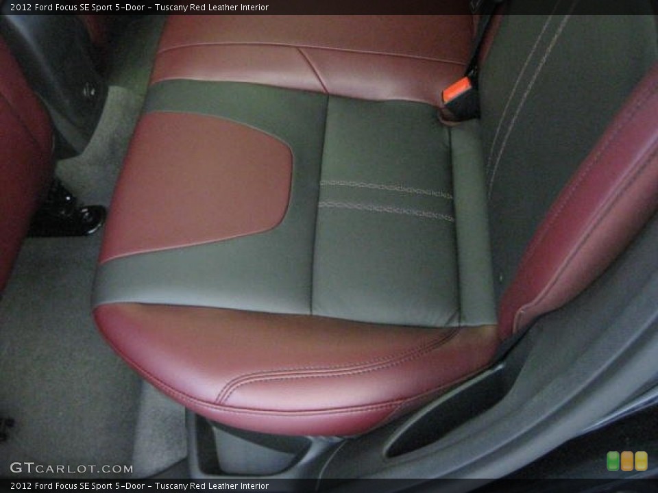 Tuscany Red Leather Interior Photo for the 2012 Ford Focus SE Sport 5-Door #50189547