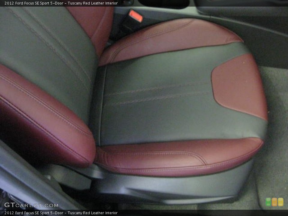 Tuscany Red Leather Interior Photo for the 2012 Ford Focus SE Sport 5-Door #50189589