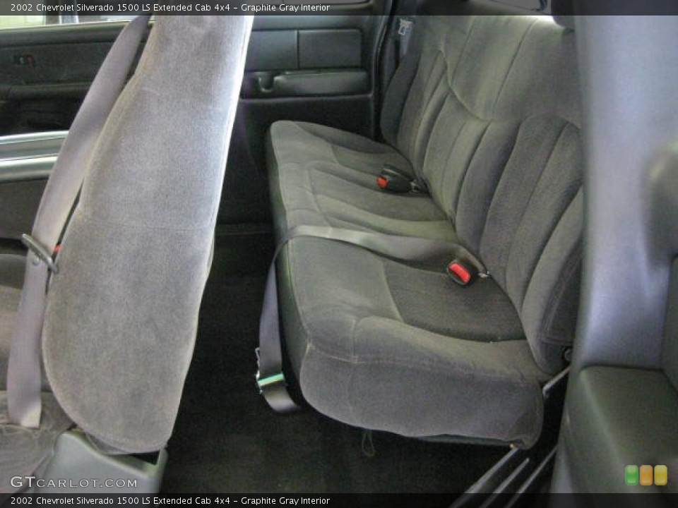Graphite Gray Interior Photo for the 2002 Chevrolet Silverado 1500 LS Extended Cab 4x4 #50190354