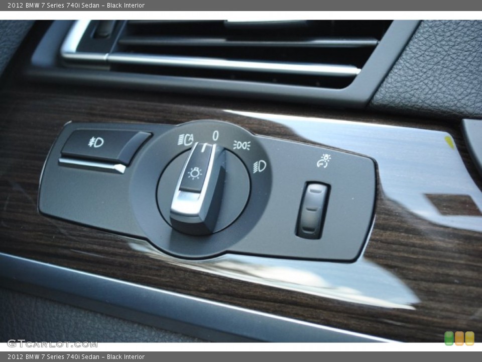 Black Interior Controls for the 2012 BMW 7 Series 740i Sedan #50192442