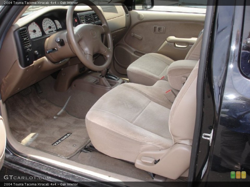 Oak Interior Photo for the 2004 Toyota Tacoma Xtracab 4x4 #50200977