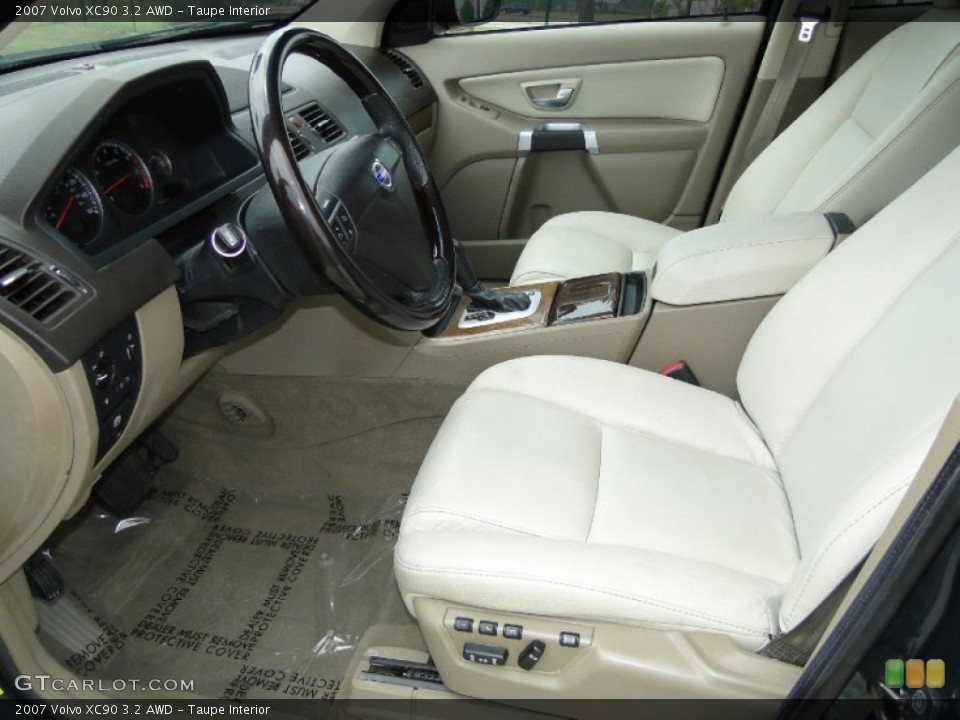 Taupe Interior Photo for the 2007 Volvo XC90 3.2 AWD #50202798