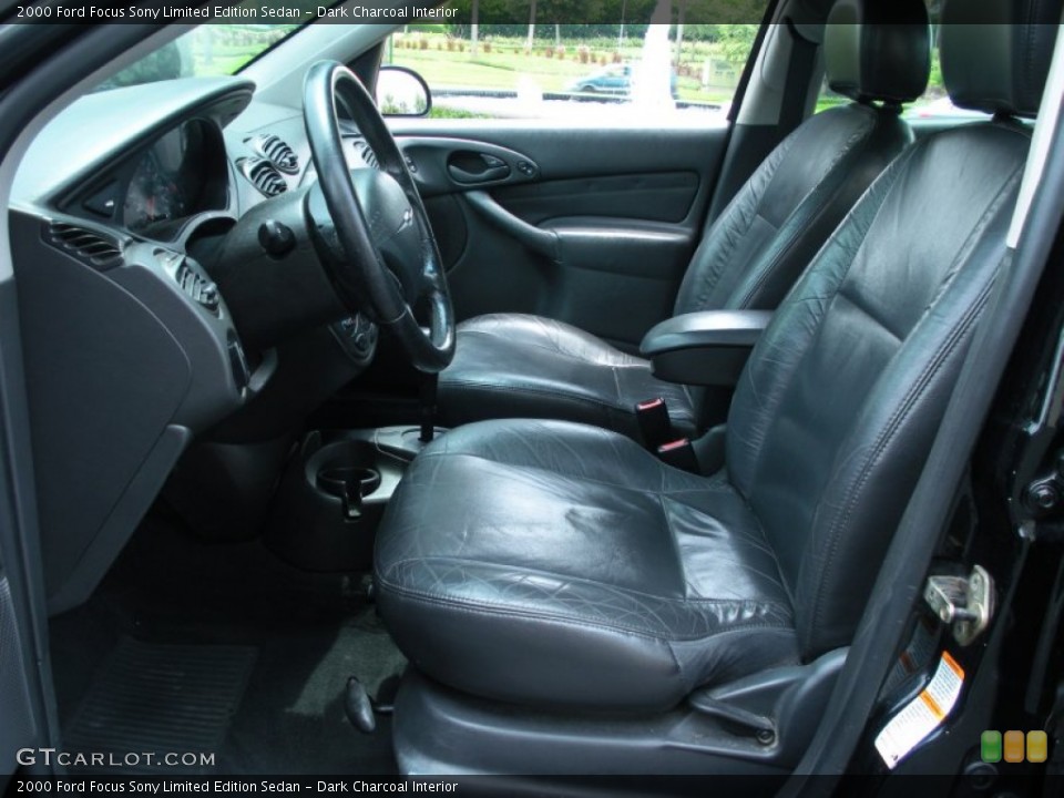 Dark Charcoal Interior Photo for the 2000 Ford Focus Sony Limited Edition Sedan #50205204