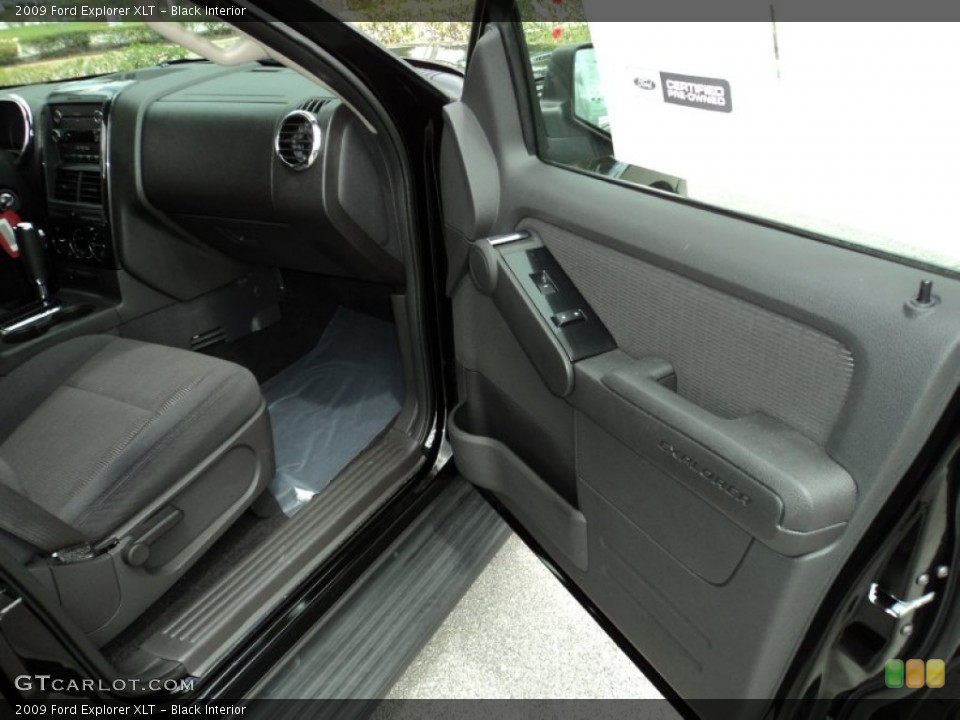 Black Interior Door Panel for the 2009 Ford Explorer XLT #50222820