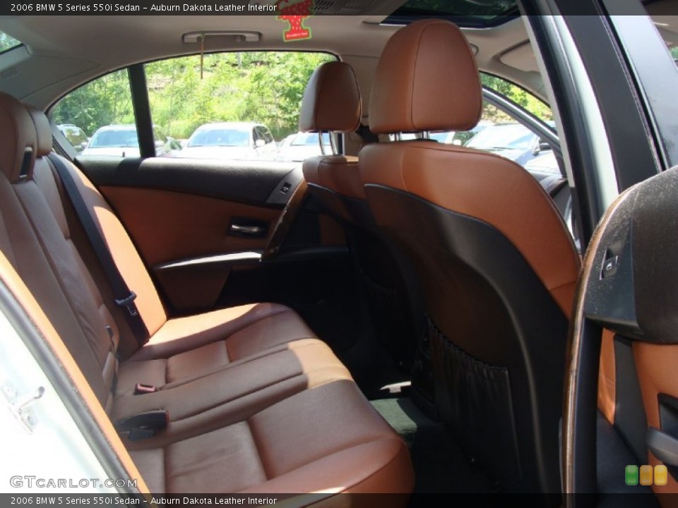 Auburn Dakota Leather Interior Photo for the 2006 BMW 5 Series 550i Sedan #50226672
