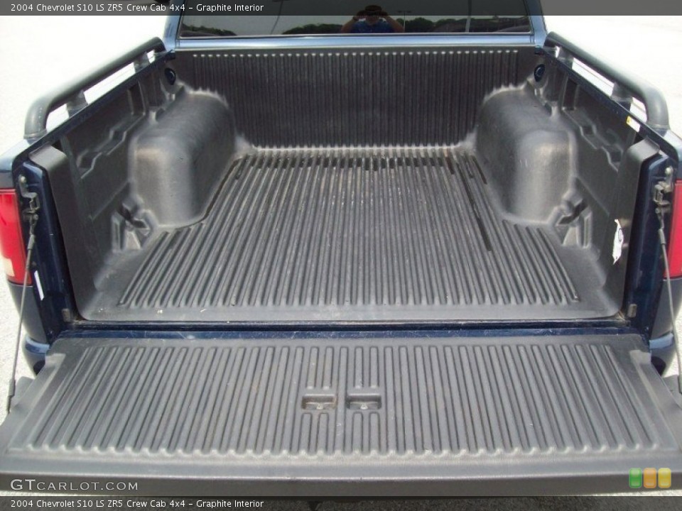 Graphite Interior Trunk for the 2004 Chevrolet S10 LS ZR5 Crew Cab 4x4 #50236828