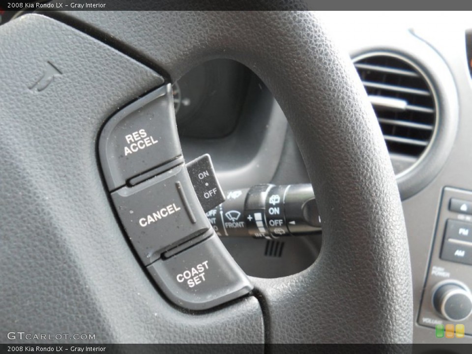 Gray Interior Controls for the 2008 Kia Rondo LX #50250761