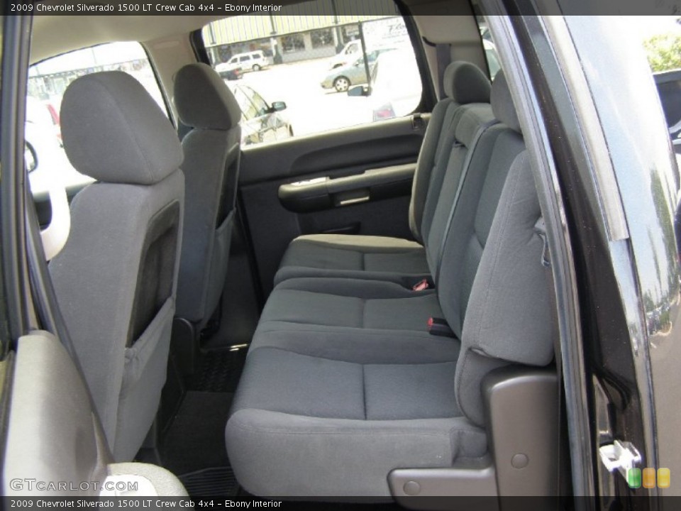 Ebony Interior Photo for the 2009 Chevrolet Silverado 1500 LT Crew Cab 4x4 #50257658