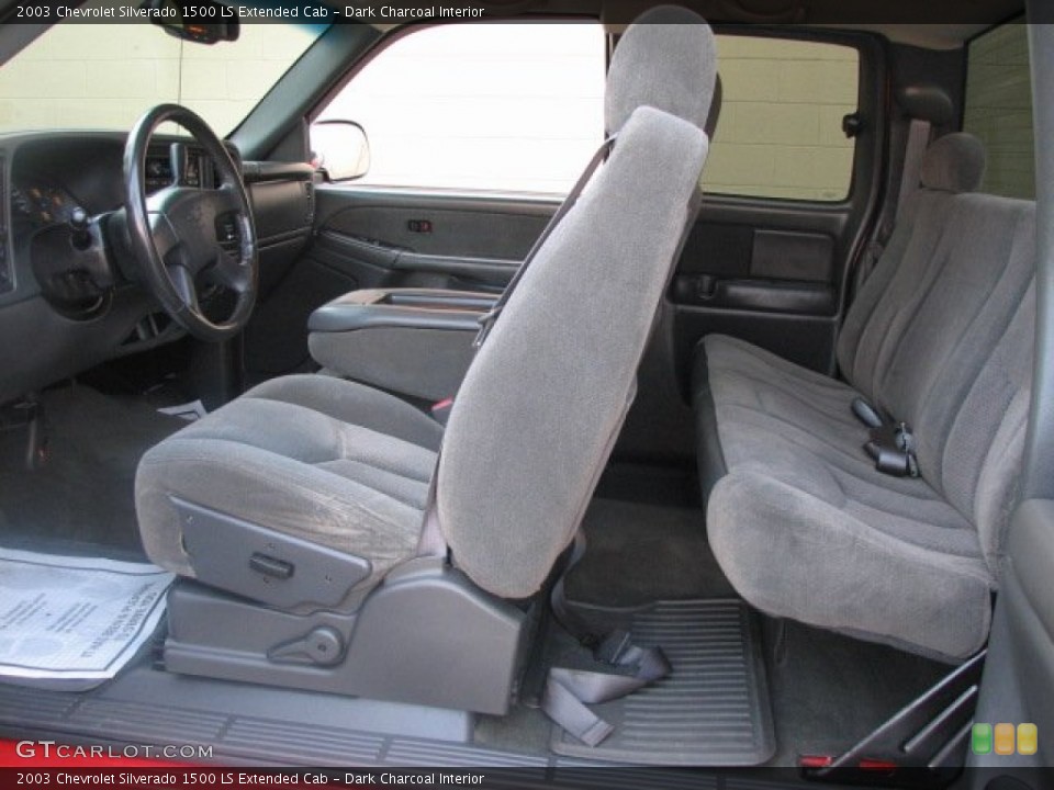 Dark Charcoal Interior Photo for the 2003 Chevrolet Silverado 1500 LS Extended Cab #50263448