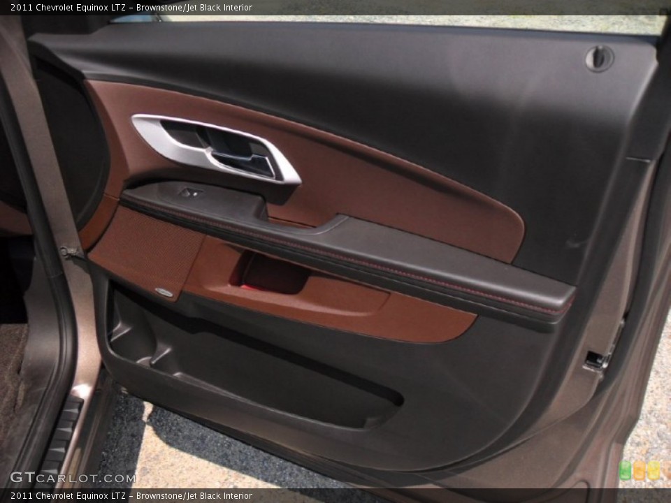 Brownstone/Jet Black Interior Door Panel for the 2011 Chevrolet Equinox LTZ #50266058