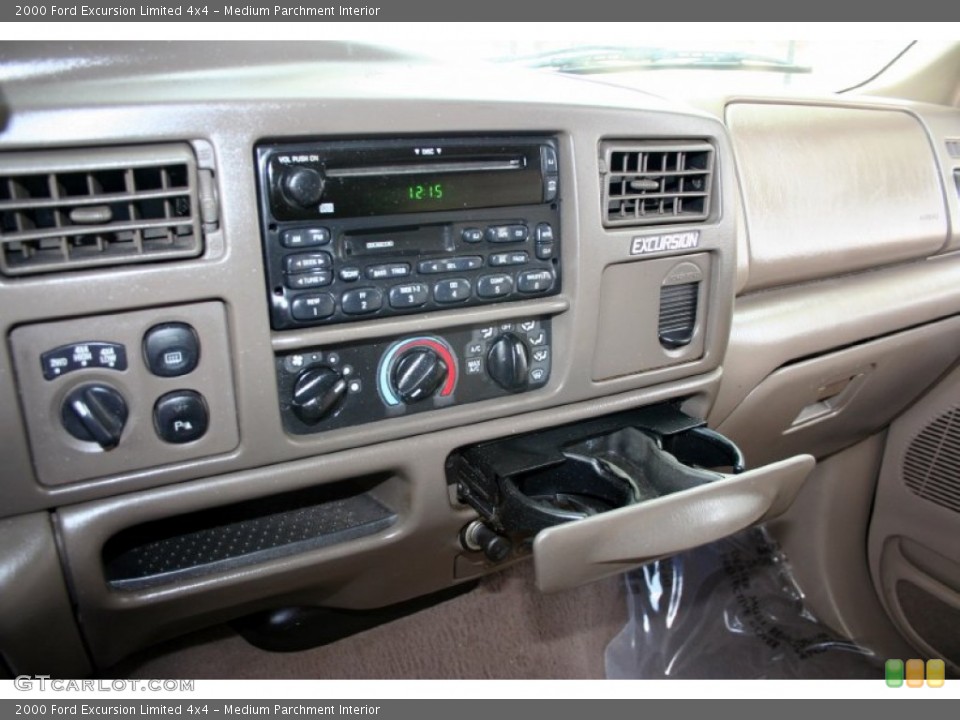 Medium Parchment Interior Controls for the 2000 Ford Excursion Limited 4x4 #50267231