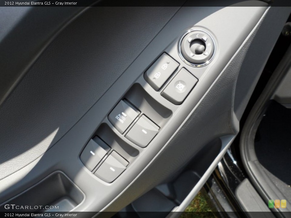 Gray Interior Controls for the 2012 Hyundai Elantra GLS #50267396