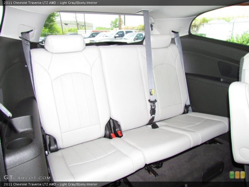 Light Gray/Ebony Interior Photo for the 2011 Chevrolet Traverse LTZ AWD #50271438