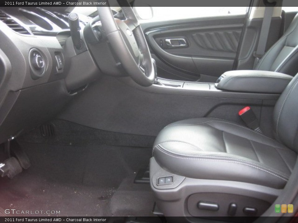Charcoal Black Interior Photo for the 2011 Ford Taurus Limited AWD #50276091