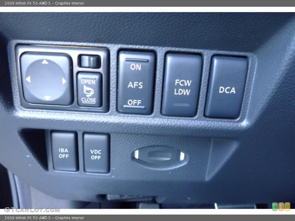 Graphite Interior Controls for the 2009 Infiniti FX 50 AWD S #50281776