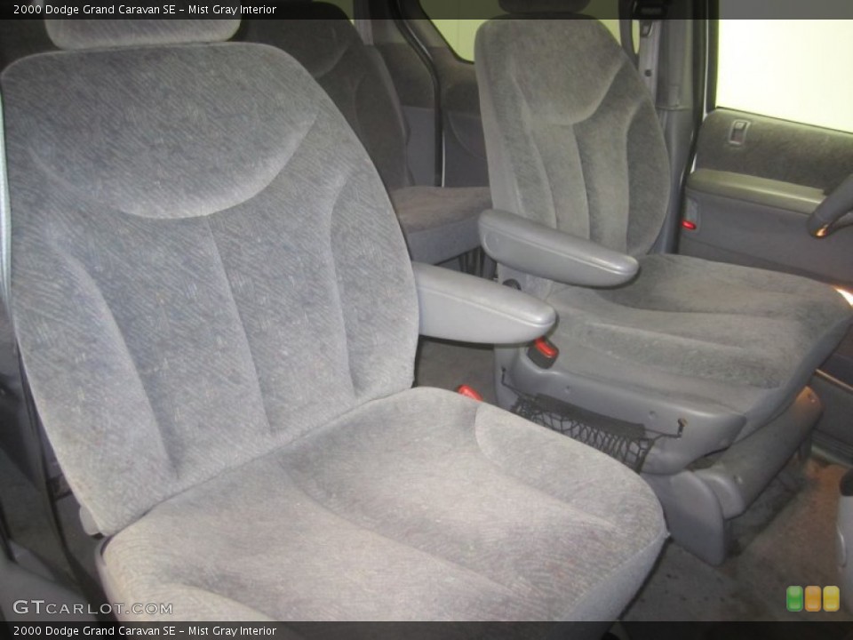 Mist Gray Interior Photo for the 2000 Dodge Grand Caravan SE #50283615