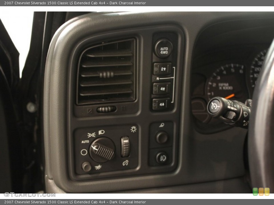 Dark Charcoal Interior Controls for the 2007 Chevrolet Silverado 1500 Classic LS Extended Cab 4x4 #50285694