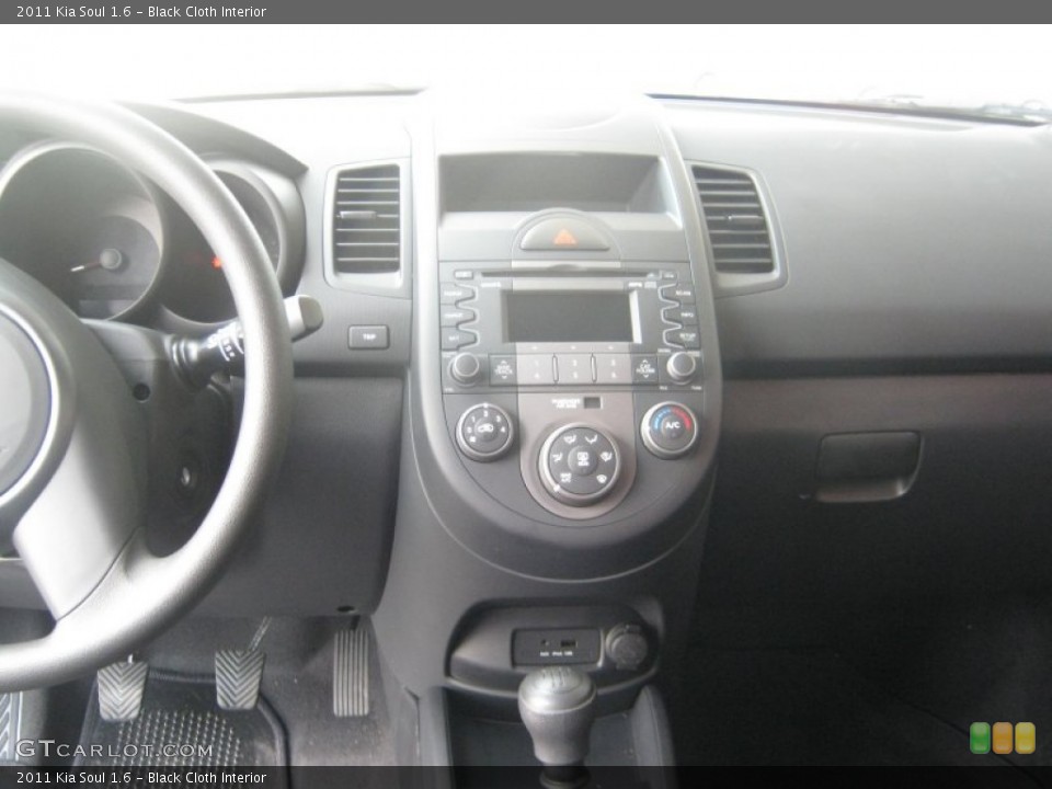 Black Cloth Interior Controls for the 2011 Kia Soul 1.6 #50286309