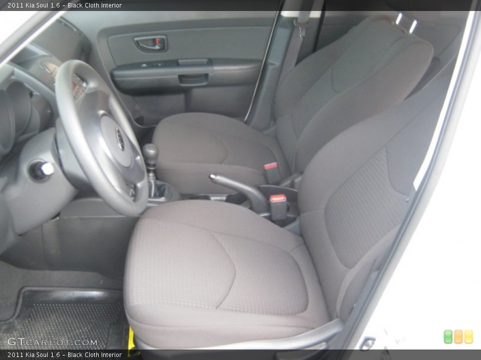 Black Cloth Interior Photo for the 2011 Kia Soul 1.6 #50286366