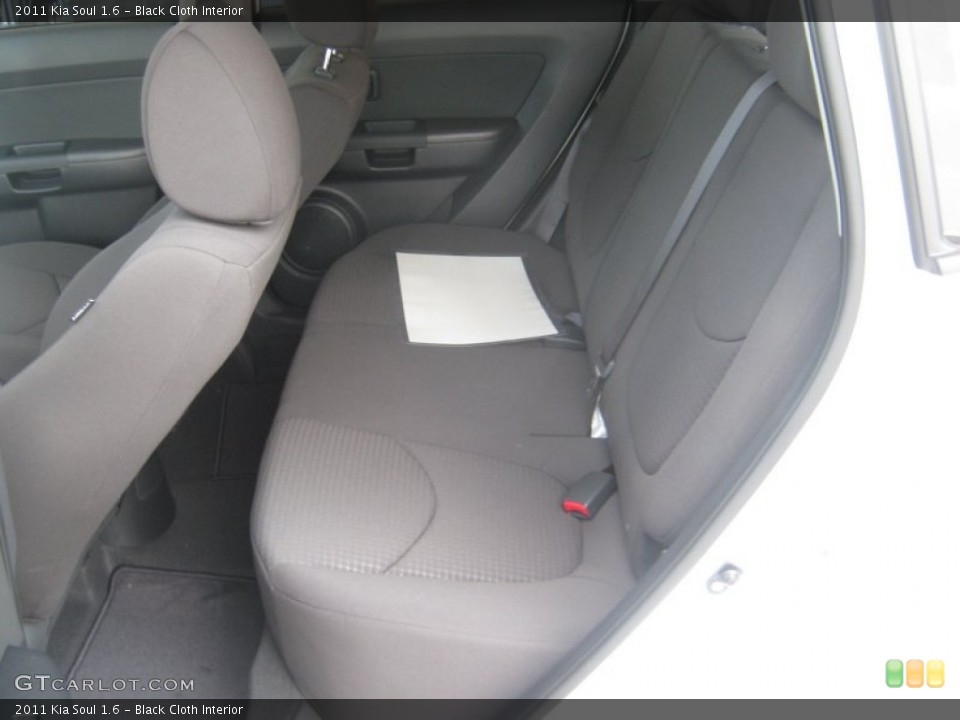 Black Cloth Interior Photo for the 2011 Kia Soul 1.6 #50286381