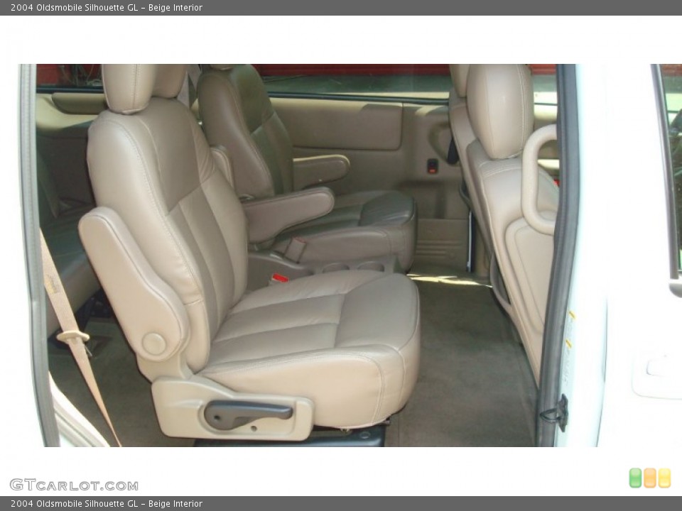 Beige Interior Photo for the 2004 Oldsmobile Silhouette GL #50288328