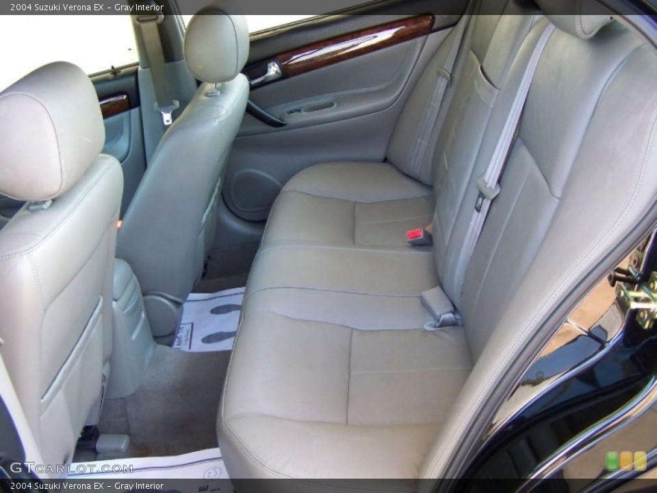 Gray Interior Photo for the 2004 Suzuki Verona EX #50289252