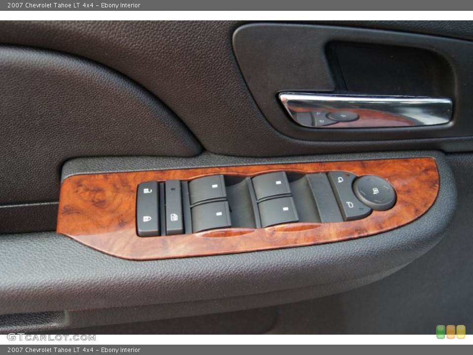 Ebony Interior Controls for the 2007 Chevrolet Tahoe LT 4x4 #50290179