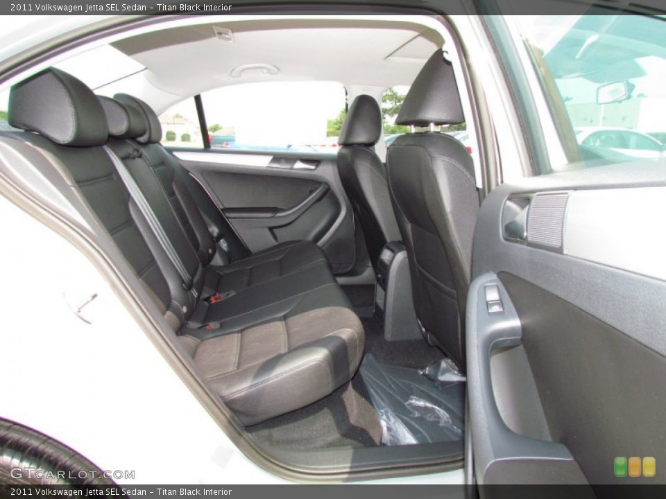 Titan Black Interior Photo for the 2011 Volkswagen Jetta SEL Sedan #50290311