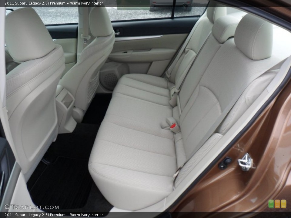 Warm Ivory Interior Photo for the 2011 Subaru Legacy 2.5i Premium #50290338