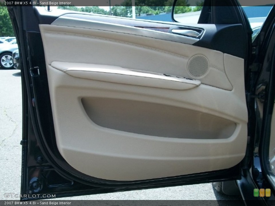 Sand Beige Interior Door Panel for the 2007 BMW X5 4.8i #50292237