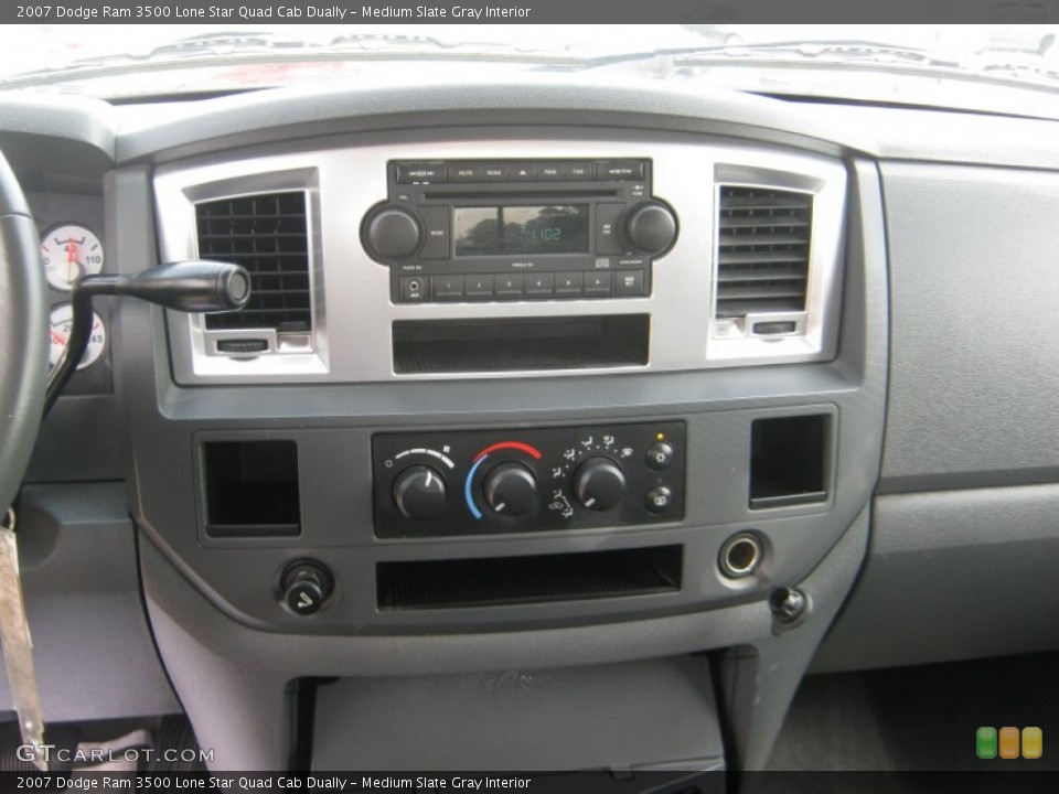 Medium Slate Gray Interior Controls for the 2007 Dodge Ram 3500 Lone Star Quad Cab Dually #50295789