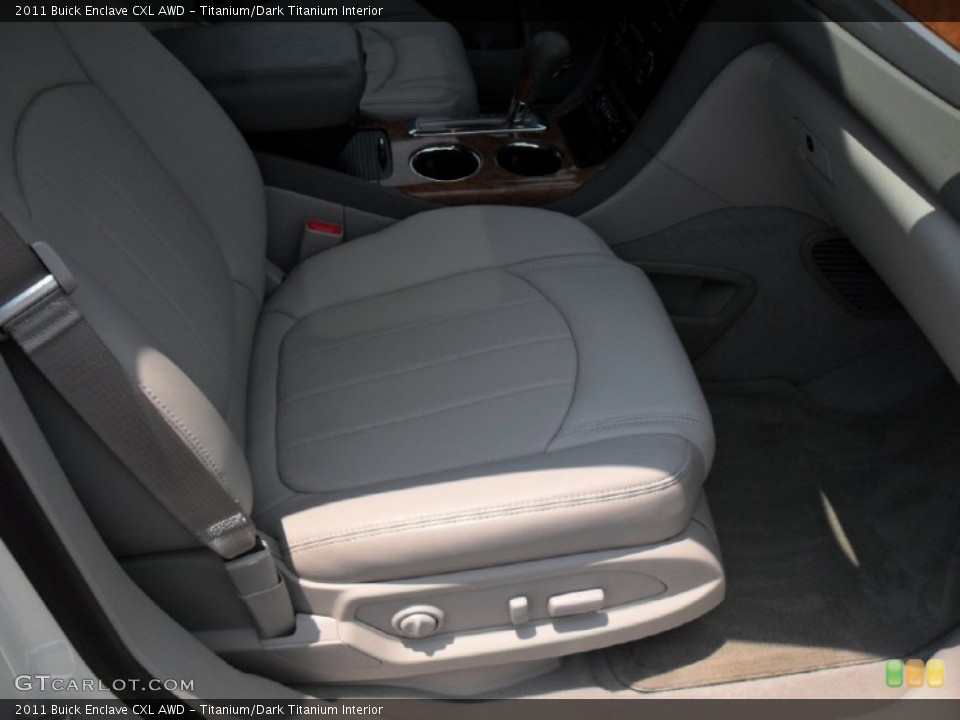 Titanium/Dark Titanium Interior Photo for the 2011 Buick Enclave CXL AWD #50296860