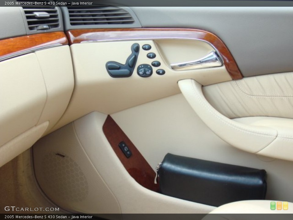 Java Interior Controls for the 2005 Mercedes-Benz S 430 Sedan #50303298