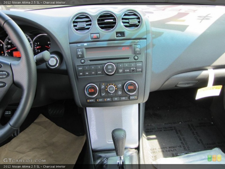 Charcoal Interior Controls for the 2012 Nissan Altima 2.5 SL #50307939