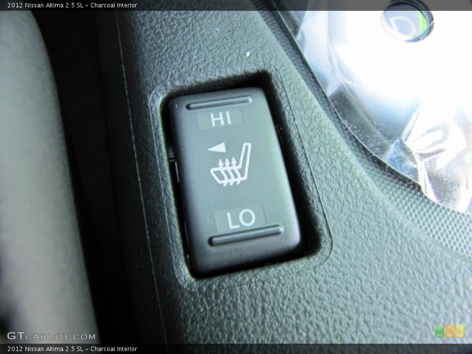 Charcoal Interior Controls for the 2012 Nissan Altima 2.5 SL #50308023