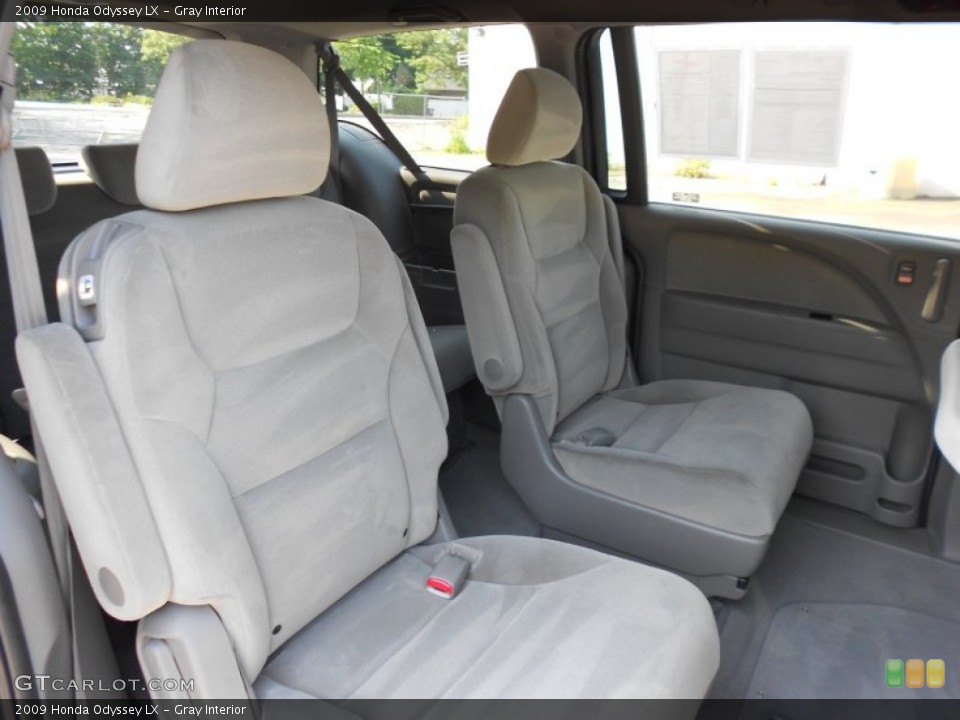 Gray Interior Photo for the 2009 Honda Odyssey LX #50309343