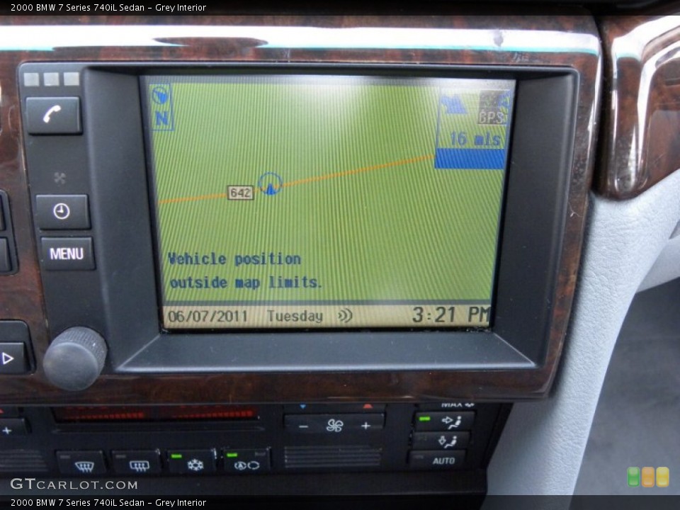 Grey Interior Navigation for the 2000 BMW 7 Series 740iL Sedan #50309962