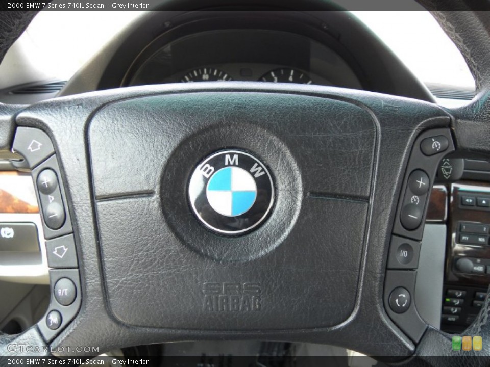 Grey Interior Controls for the 2000 BMW 7 Series 740iL Sedan #50309982