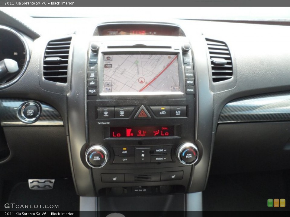 Black Interior Navigation for the 2011 Kia Sorento SX V6 #50314956