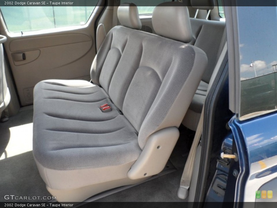 Taupe Interior Photo for the 2002 Dodge Caravan SE #50317680