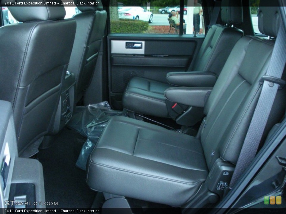 Charcoal Black Interior Photo for the 2011 Ford Expedition Limited #50319726