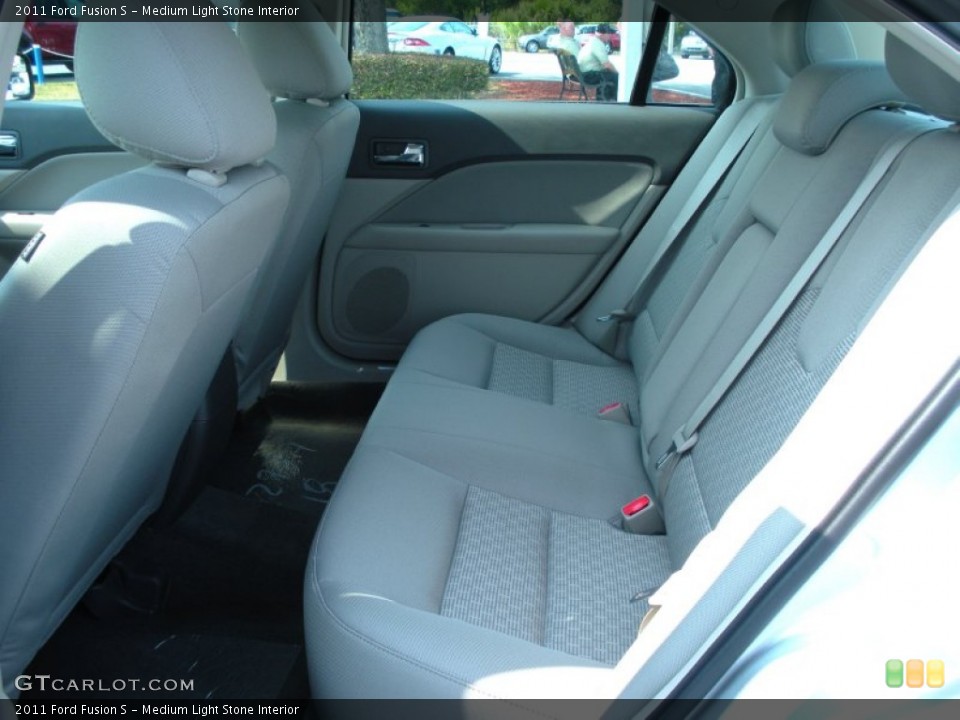 Medium Light Stone Interior Photo for the 2011 Ford Fusion S #50320134