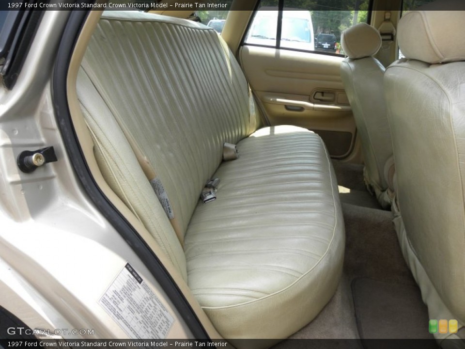 Prairie Tan Interior Photo for the 1997 Ford Crown Victoria  #50326857