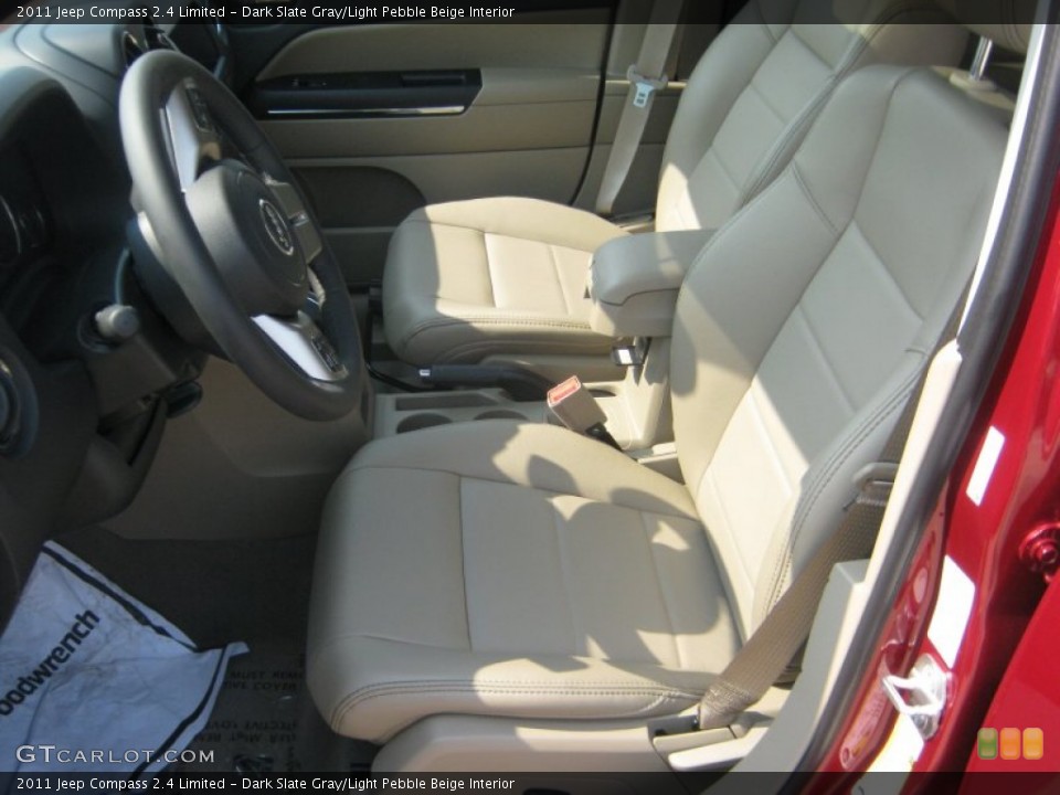 Dark Slate Gray/Light Pebble Beige Interior Photo for the 2011 Jeep Compass 2.4 Limited #50337923