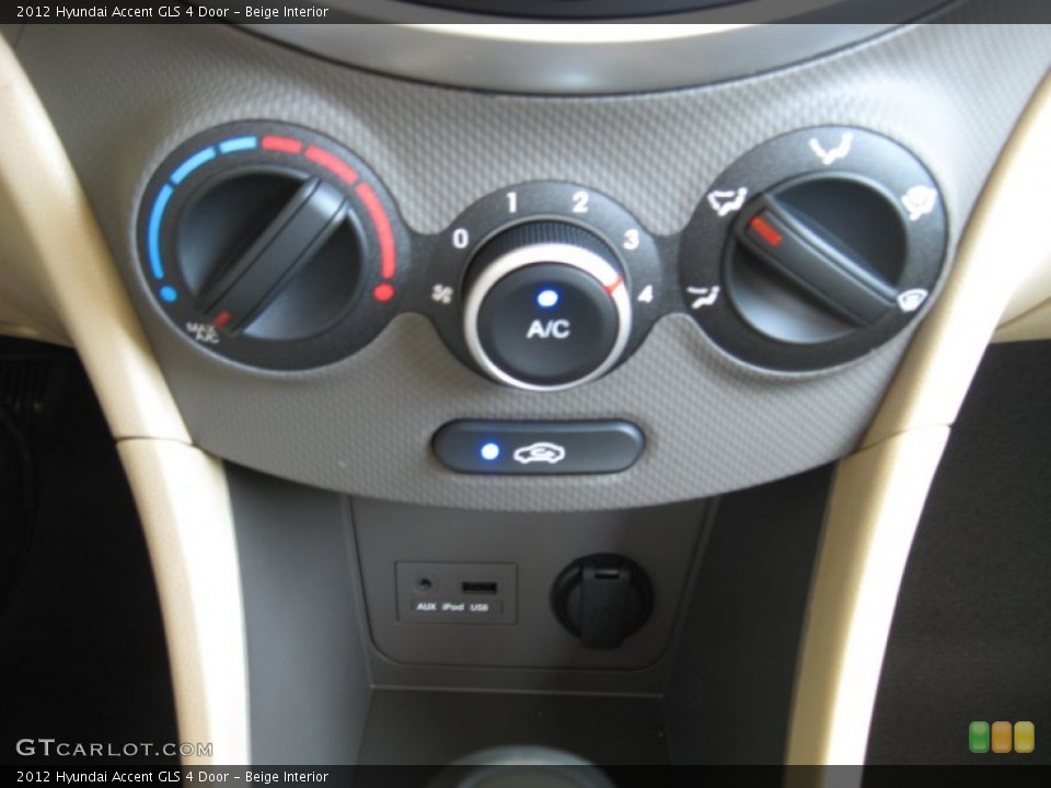 Beige Interior Controls for the 2012 Hyundai Accent GLS 4 Door #50339515