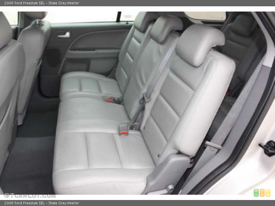 Shale Grey Interior Photo for the 2006 Ford Freestyle SEL #50340655