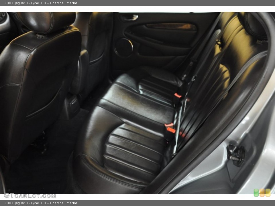 Charcoal Interior Photo for the 2003 Jaguar X-Type 3.0 #50343222