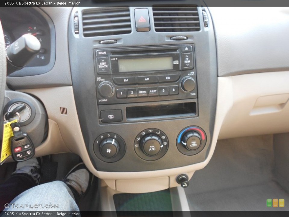Beige Interior Controls for the 2005 Kia Spectra EX Sedan #50344338