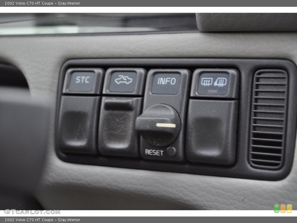 Gray Interior Controls for the 2002 Volvo C70 HT Coupe #50345568