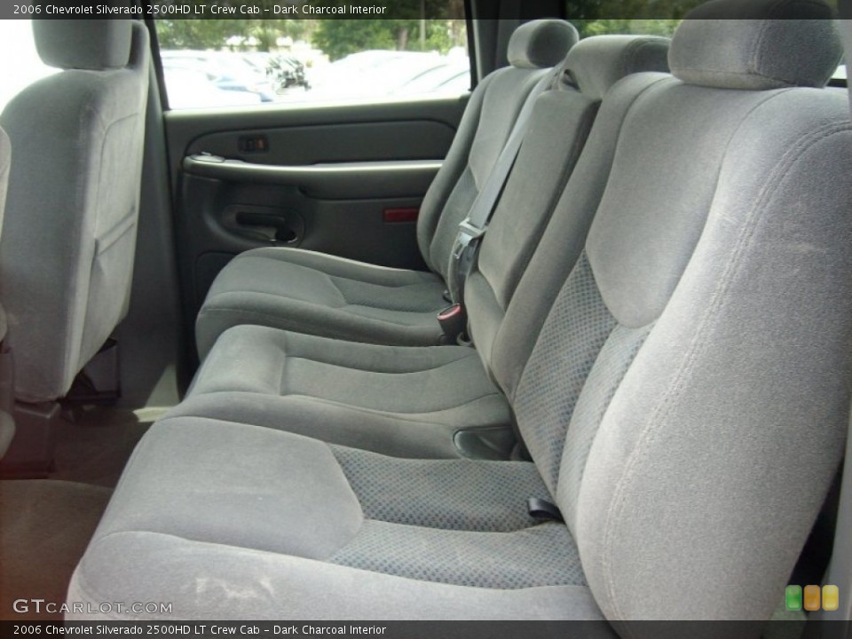 Dark Charcoal Interior Photo for the 2006 Chevrolet Silverado 2500HD LT Crew Cab #50346549